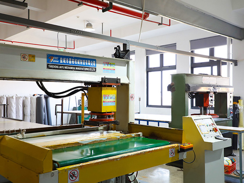 Kosárlabda bőrvágás